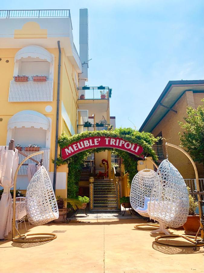 Готель Meuble Tripoli Градо Екстер'єр фото